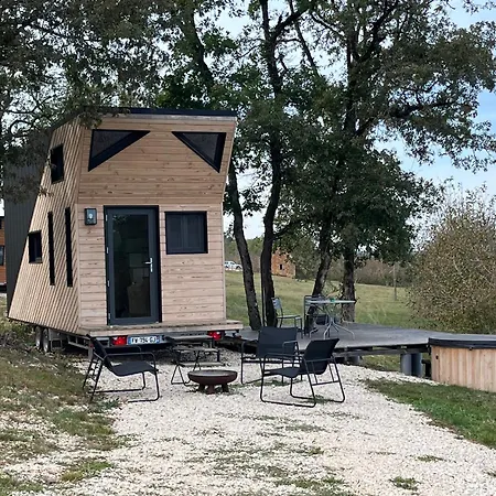La Ferme De La Truffe D Et Tiny House Cuzance